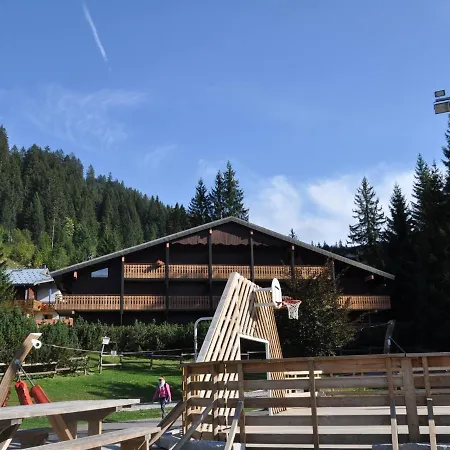 Chatel: Pres Des Pistes, Parking Inclus - Fr-1-693-11 Apartment